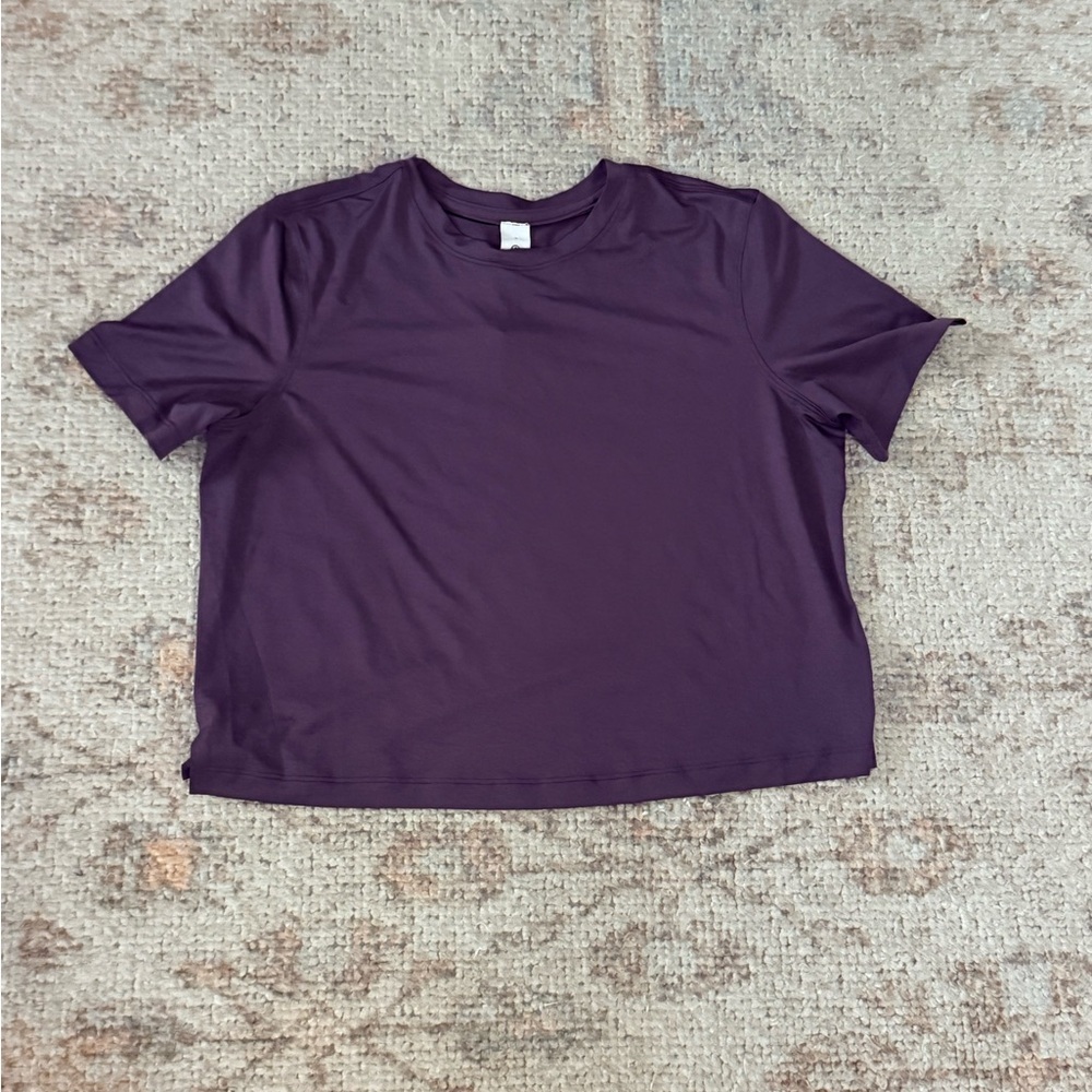 Lululemon Ultralight Waist Length Shirt